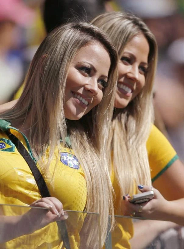 Chiêm ngưỡng những fan nữ tuyệt sắc nhất World Cup ảnh 16