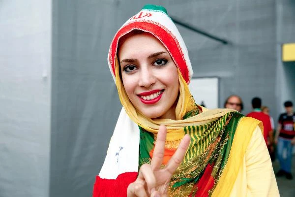 Chiêm ngưỡng những fan nữ tuyệt sắc nhất World Cup ảnh 10