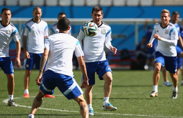 Argentina nhận án phạt cực nặng trước trận chung kết ảnh 1