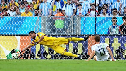 Nhìn lại diễn biến trận chung kết kinh điển giữa Đức và Argentina ảnh 10 Nhìn lại diễn biến trận chung kết kinh điển giữa Đức và Argentina ảnh 10