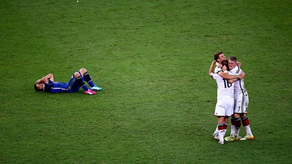 Nhìn lại diễn biến trận chung kết kinh điển giữa Đức và Argentina ảnh 23 Nhìn lại diễn biến trận chung kết kinh điển giữa Đức và Argentina ảnh 23