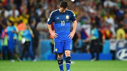 Khoảnh khắc đăng quang đầy cảm xúc của nhà vô địch thế giới Đức ảnh 4