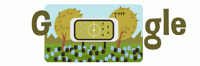 Xem bóng đá bất chấp gió bão.