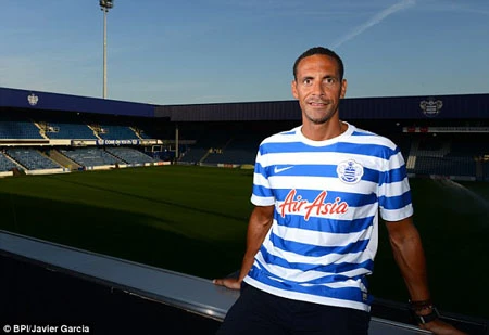 Rio Ferdinand chính thức tới QPR