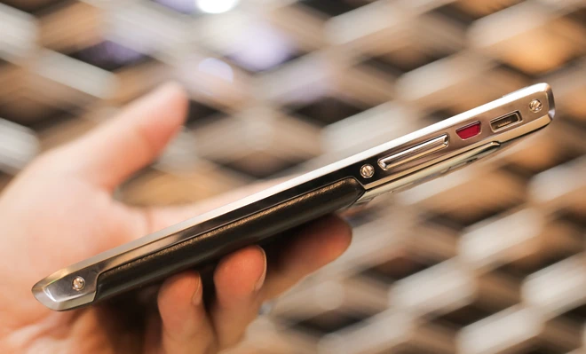  Vertu Signature Touch về Việt Nam giá từ 250 triệu đồng ảnh 9