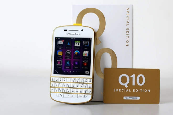  BlackBerry Q10 bản đặc biệt giá 10,9 triệu đồng ảnh 1