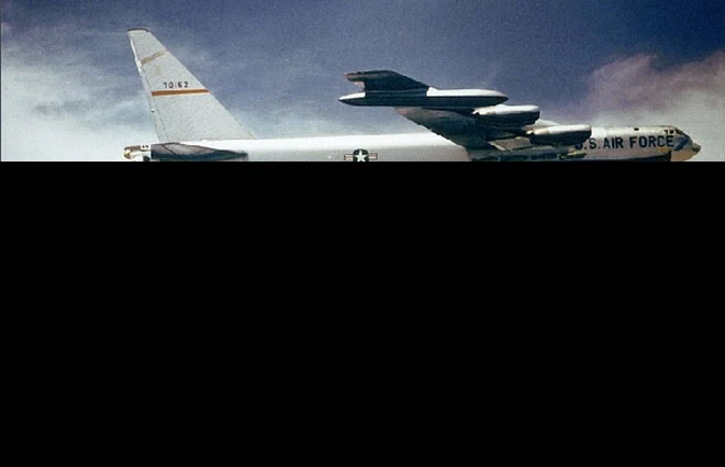  7 loại máy bay ném bom hàng đầu thế giới ảnh 1