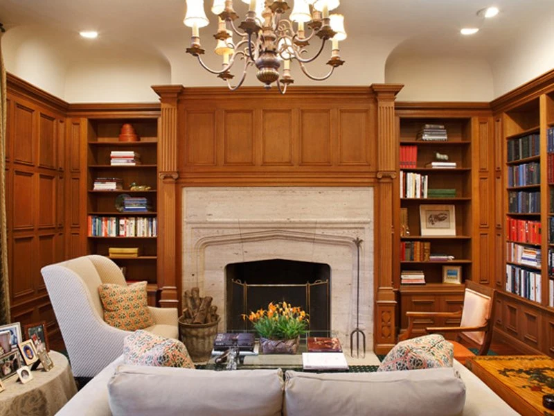 Phòng đọc sách ấm cúng nhưng rộng rãi.