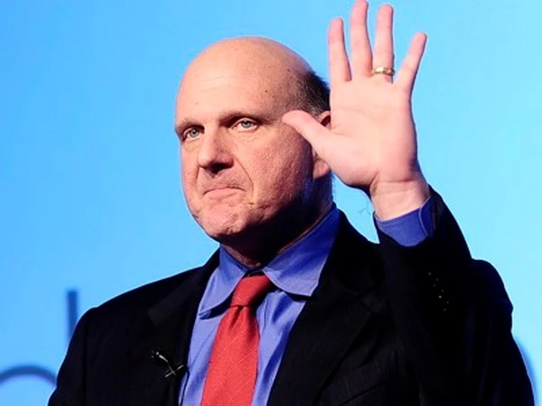 Cựu CEO Microsoft Steve Ballmer rời khỏi ban lãnh đạo tập đoàn ảnh 1