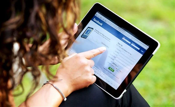 8 lỗi hay mắc khi vệ sinh smartphone, tablet ảnh 10