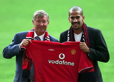 10 lần MU phá kỉ lục chuyển nhượng tại Anh