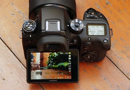 Samsung giới thiệu máy ảnh ghi hình 4K ảnh 4