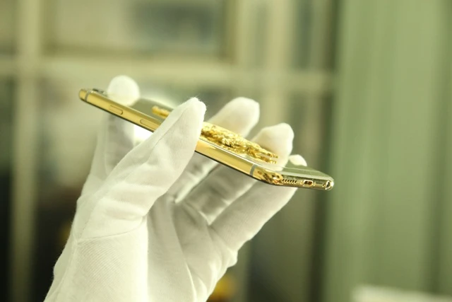  iPhone 6 mạ vàng đầu tiên ở Việt Nam ảnh 8