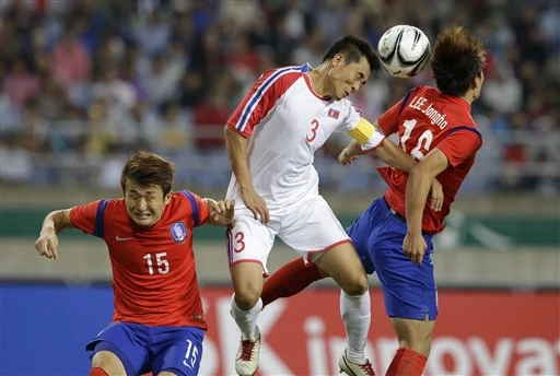 Hàng thủ Olympic Triều Tiên đã thi đấu khá kiên cường