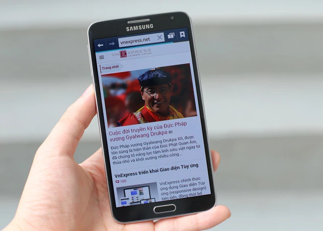  5 smartphone cỡ lớn có pin lâu, giá tốt ảnh 5