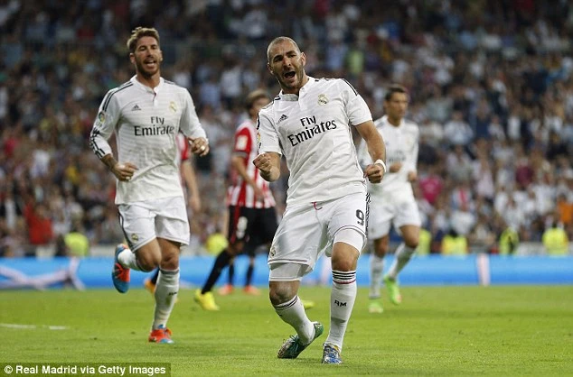 Benzema cũng để lại dấu ấn với một cú đúp