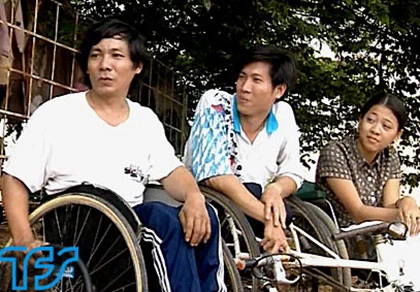 Sáng “Chim phóng sinh” và chuyện cậu con riêng của vợ ảnh 2