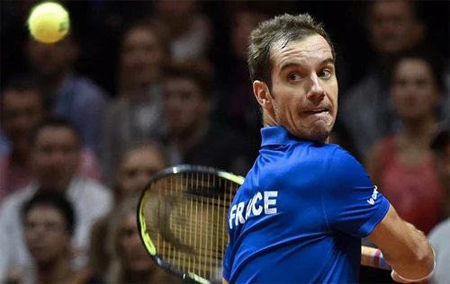 Gasquet không thể ngăn cản Federer. Ảnh:AFP. anh-5-5325-1416758863.jpg