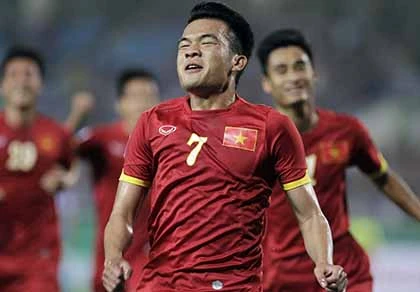 Hạ gục Philippines, Việt Nam vượt qua vòng bảng với ngôi đầu ảnh 5