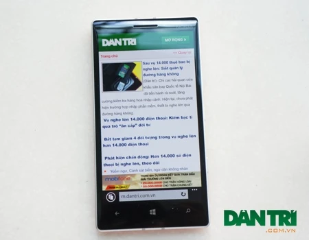 Đập hộp Lumia 930 chính hãng phiên bản màu cam