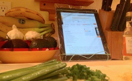 1. Để thiết bị luôn mở, tạm dừng chế độ tự động khóa màn hình