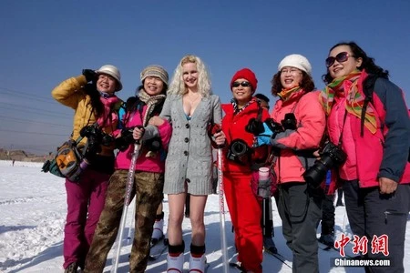 Hình thức quảng cáo độc đáo này đã thu hút rất nhiều sự chú ý của dư luận