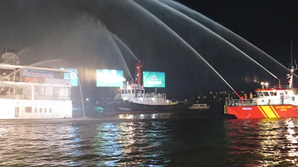 Diễn tập chữa cháy, cứu hộ cứu nạn 600 người trên tàu Bến Nghé ảnh 3