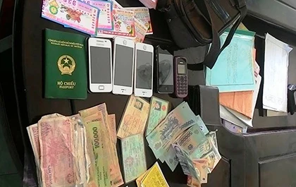 'Hiệp sĩ' lật tẩy chiêu lừa bán Iphone 5S giá rẻ ảnh 2