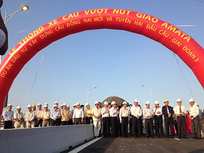 Đồng Nai: Thông xe cầu vượt nút giao Amata ảnh 1