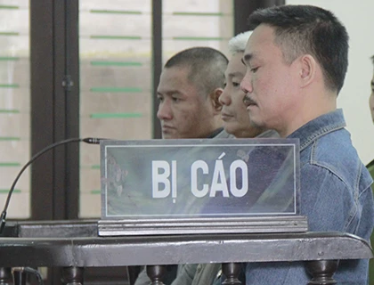 Đường dây vận chuyển 110 bánh heroin: Hai án tử hình, một chung thân ảnh 1