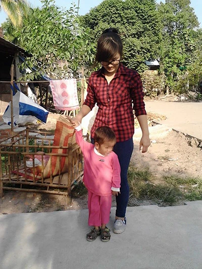 Em bé nhiễm HIV và lòng tốt của những người dưng ảnh 4