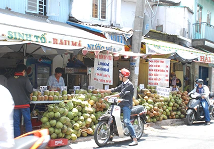 Thức uống giải nhiệt hút khách Sài Gòn mùa nắng nóng ảnh 1
