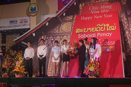 Sinh viên Lào rộn ràng đón tết Bunpimay trên đất Việt Nam ảnh 6
