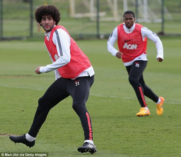 Đoàn quân M.U “căng thẳng” hành quân tới London ảnh 7