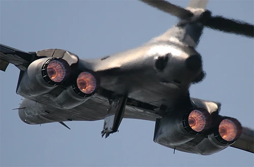 Máy bay ném bom B-1B Lancer.