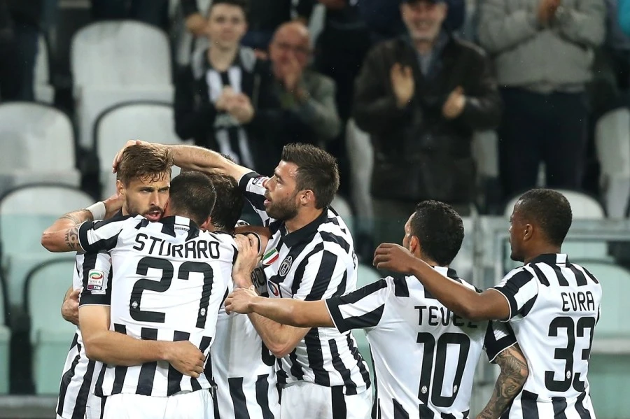 Juventus tiến rất gần tới chức vô địch
