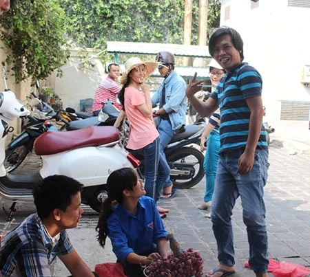 Gần 2 tấn hành tím ủng hộ nông dân được bán hết veo ảnh 2