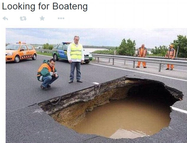 Ảnh chế hài hước pha qua người của Messi khiến Boateng trượt ngã ảnh 6