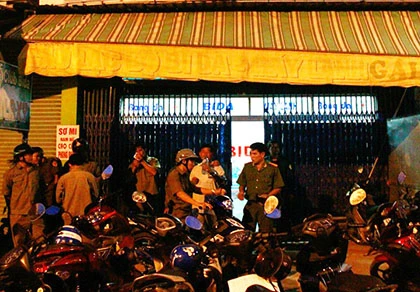 Khởi tố vụ án cô gái chết trong tiệm bida ảnh 1