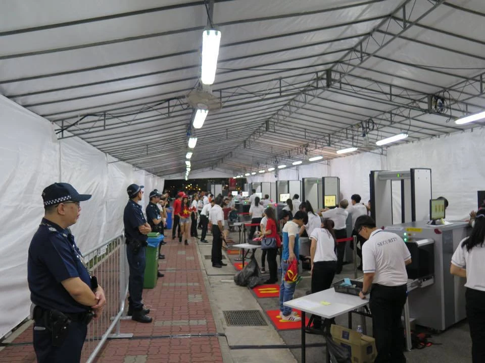 Rộn ràng Bishan trước trận 'tử chiến' U23 Việt Nam - U23 Malaysia ảnh 3