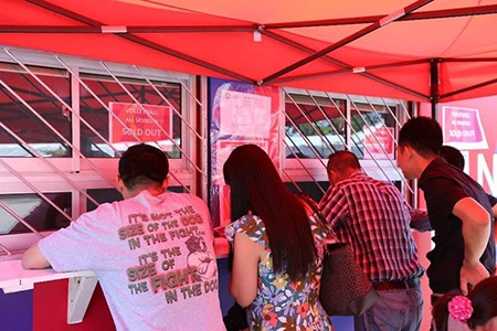 Vé xem trận bán kết Việt Nam – Myanmar gần hết sạch ảnh 3