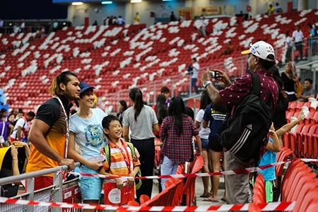 Những hình đẹp trên khán đài SEA Games 28 ảnh 13