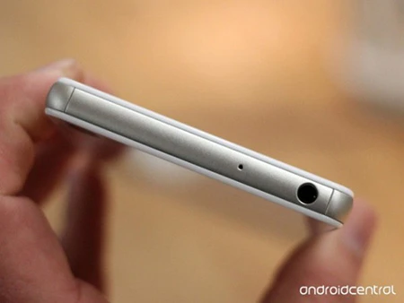 Ngắm smartphone màn hình QHD từ Sony ảnh 7