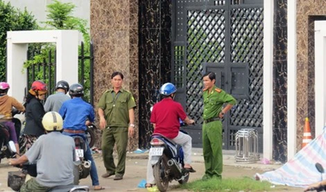 TP.HCM vận động nhân dân tố giác tội phạm sau vụ thảm sát Bình Phước ảnh 1