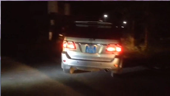 Hiện trường bắt giữ nghi can vụ thảm sát Bình Phước ảnh 4