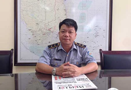 Tàu Trung Quốc muốn bít đường của ngư dân Việt ảnh 1