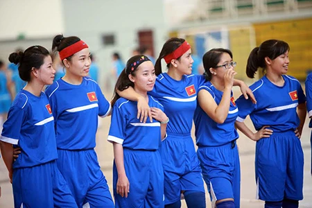 Bóng đá nữ Sở Tư pháp TP. HCM vào tứ kết giải CNVC khối Chính quyền ảnh 2