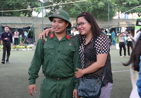 TP.HCM: Hơn 1.200 thanh niên tình nguyện nhập ngũ ảnh 28