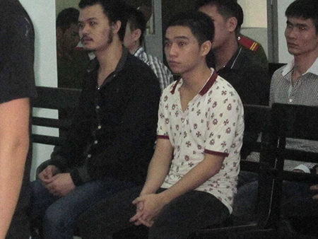 Nam sinh vào tù vì bạn gái sợ mẹ đánh không dám về nhà ảnh 1