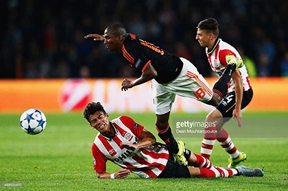 PSV 2-1 M.U: 'Quỷ đỏ' thiệt đơn thiệt kép ảnh 1